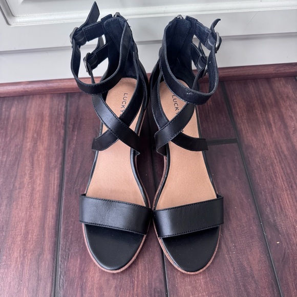 Lucky Brand Ressia Ankle Strap Sandal - Picture 3 of 9